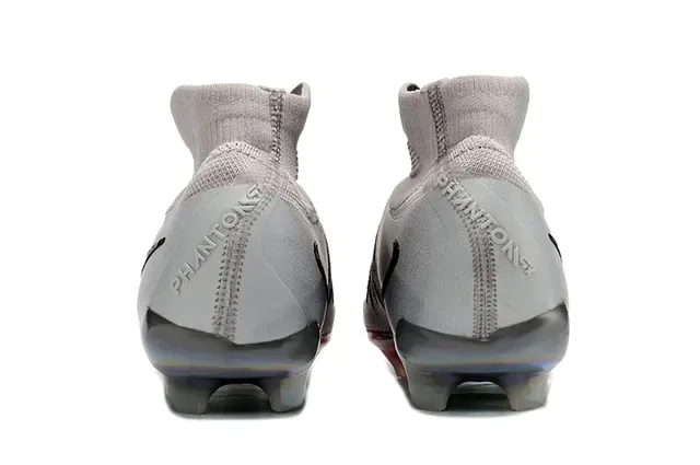 Nike Phantom GT Iridescent Gray أحذية كرة القدم للأرض الصلبة 13