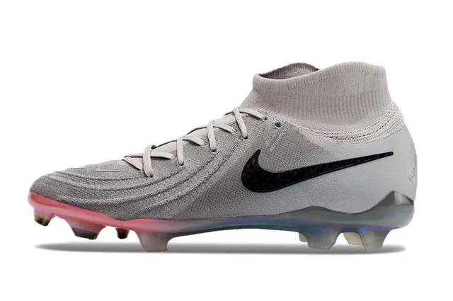 Nike Phantom GT Iridescent Gray أحذية كرة القدم للأرض الصلبة 17