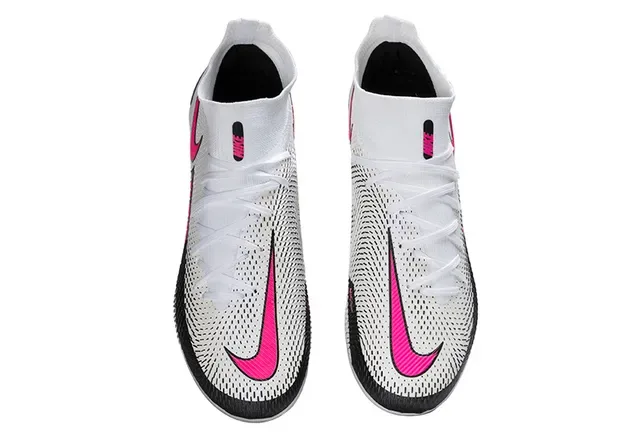 Nike Phantom GT أبيض وردي عالي القطعة ملائمة للجوارب الياقة أرض صلبة أحذية كرة قدم 7