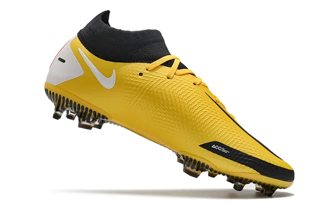 Nike Phantom GT أحذية كرة القدم نعل أبيض شفاف أرضية صلبة 12