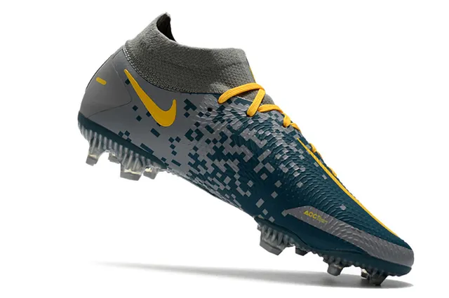 Nike Phantom GT أحذية كرة القدم نعل أبيض شفاف أرضية صلبة 18