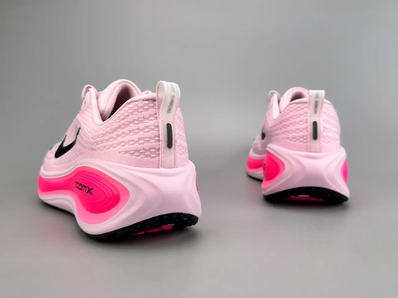 Nike Pink Black Engineered Knit Upper Full-Length ZoomX Midsole Running Shoes 8
