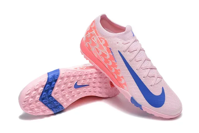 Nike Pink Blue Low-Cut Knit Upper Turf Soccer Shoes 6