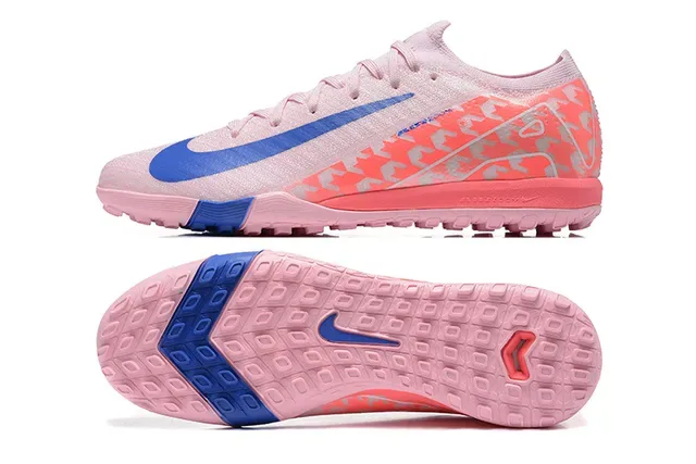 Nike Pink Blue Low-Cut Knit Upper Turf Soccer Shoes 9