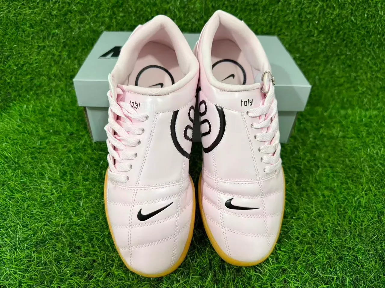 Nike Pink Brown Low-Top Leather Upper Sneakers 10