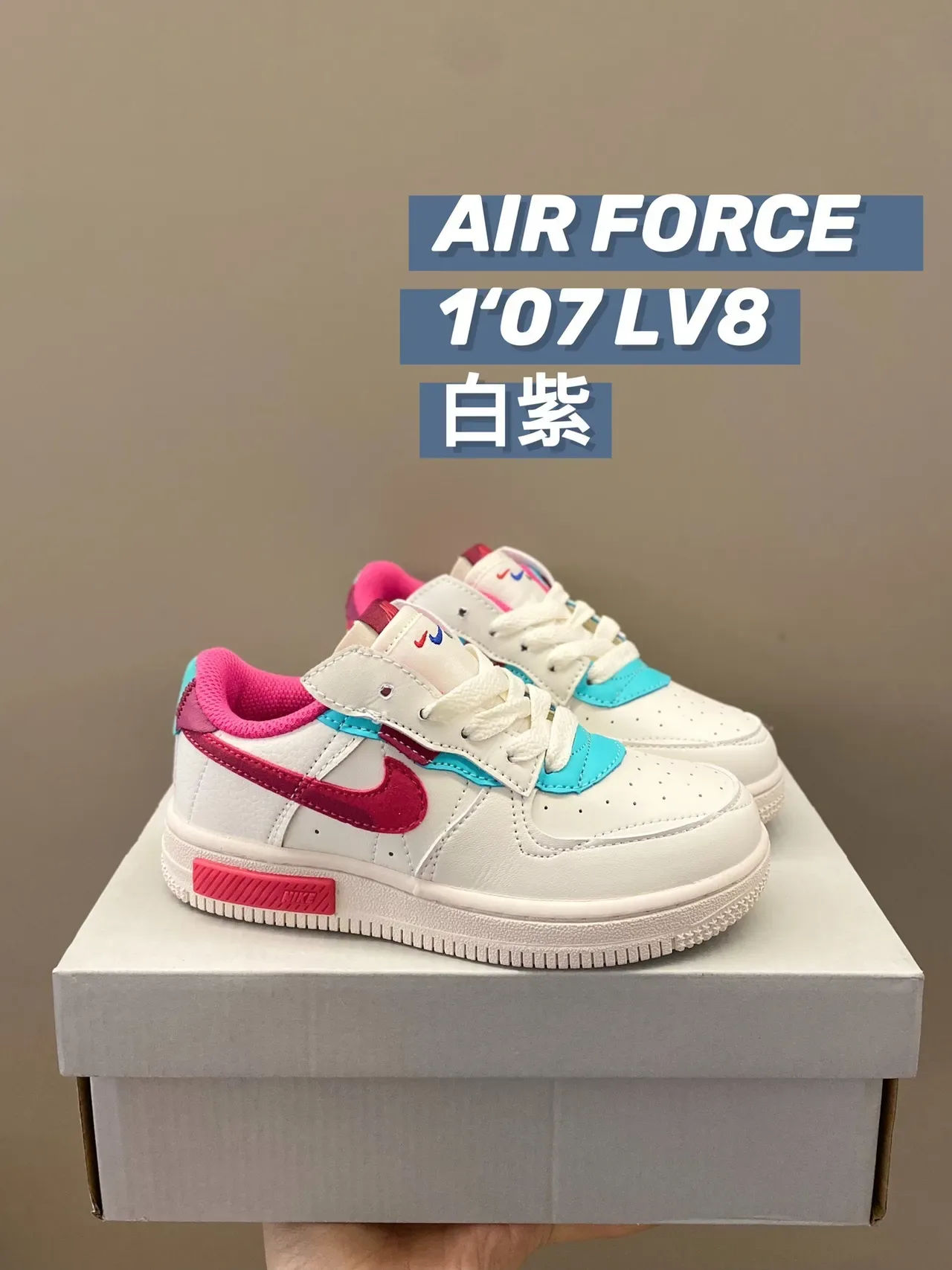 Nike أحذية أسلوب حياة وردي أحمر منخفضة مع كولار مبطن 12