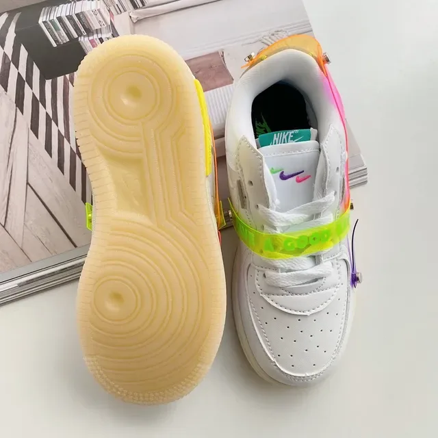 Nike أحذية أسلوب حياة وردي أحمر منخفضة مع كولار مبطن 16