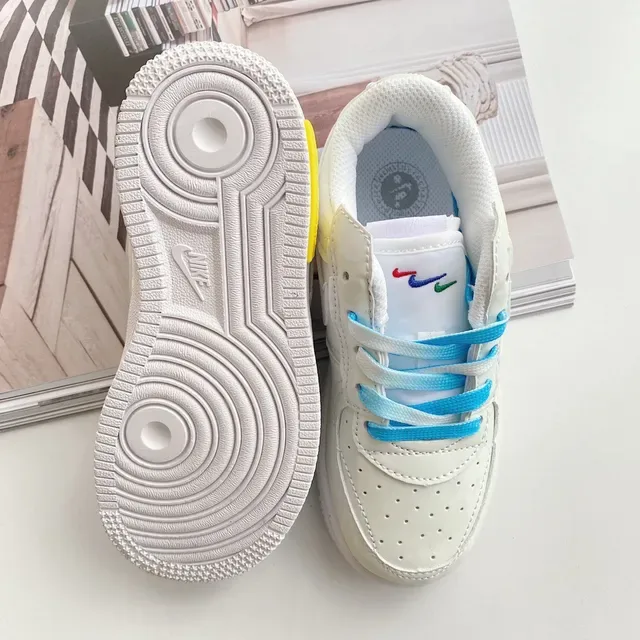 Nike أحذية أسلوب حياة وردي أحمر منخفضة مع كولار مبطن 22