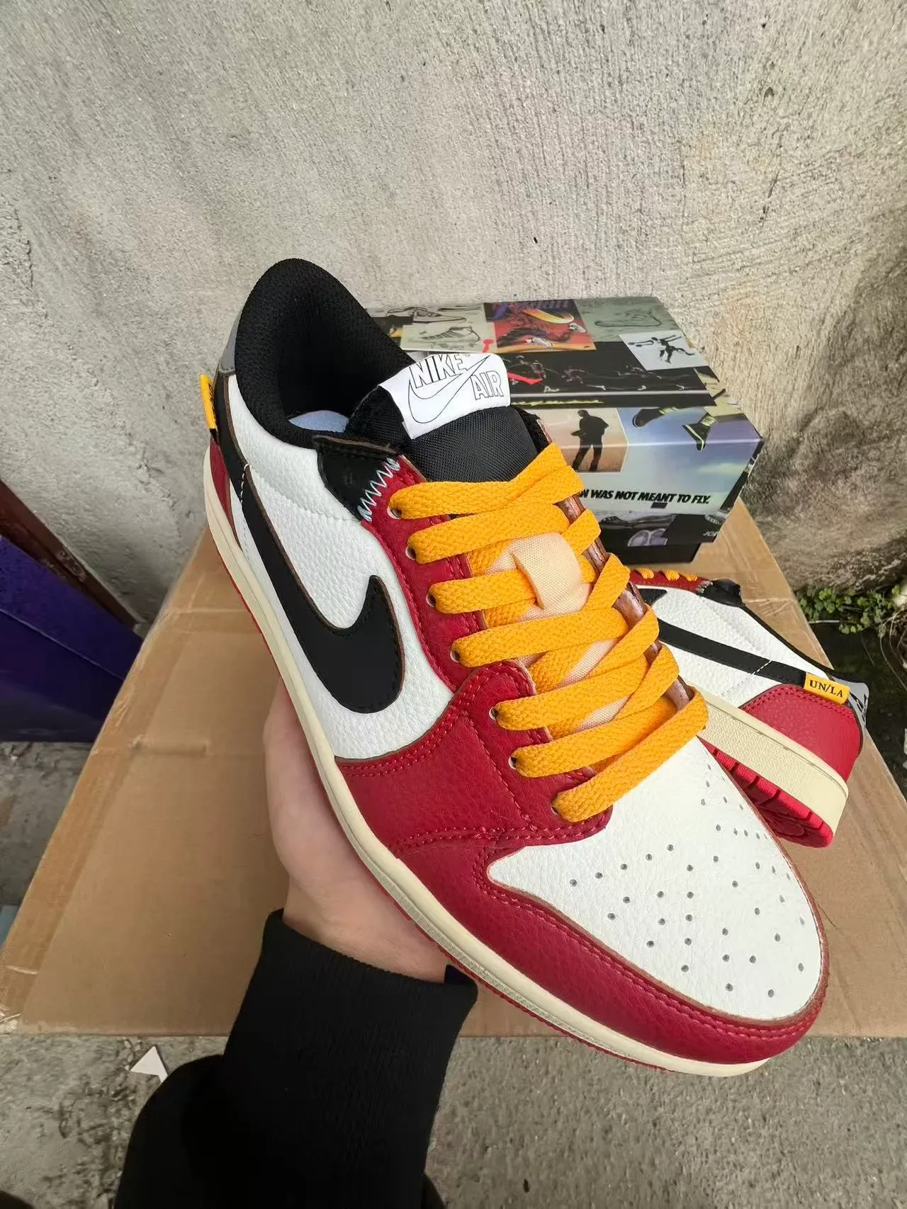 Nike Red White Low-Top Leather-Paneled Lifestyle Sneakers 2