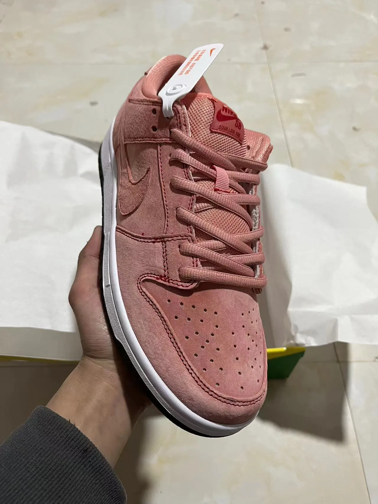 Nike SB Dunk Low Rose Poussiéreuse Daim Chaussures de Skateboard 2
