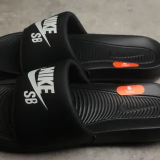 Nike SB Slide أسود أبيض مطاط مطبق حزام واحد عريض نعال
