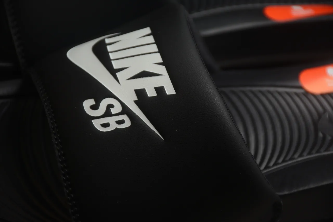 Nike SB Slide Black White Molded Rubber Single Wide Strap Slippers 6
