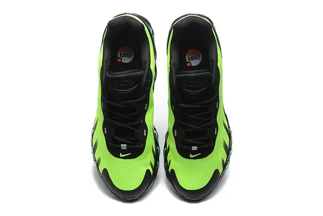 Nike Shox Neon Lime Green Running Shoes 3