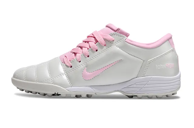 Nike Total 90 III أحذية كرة القدم تيرف أبيض وردي 3