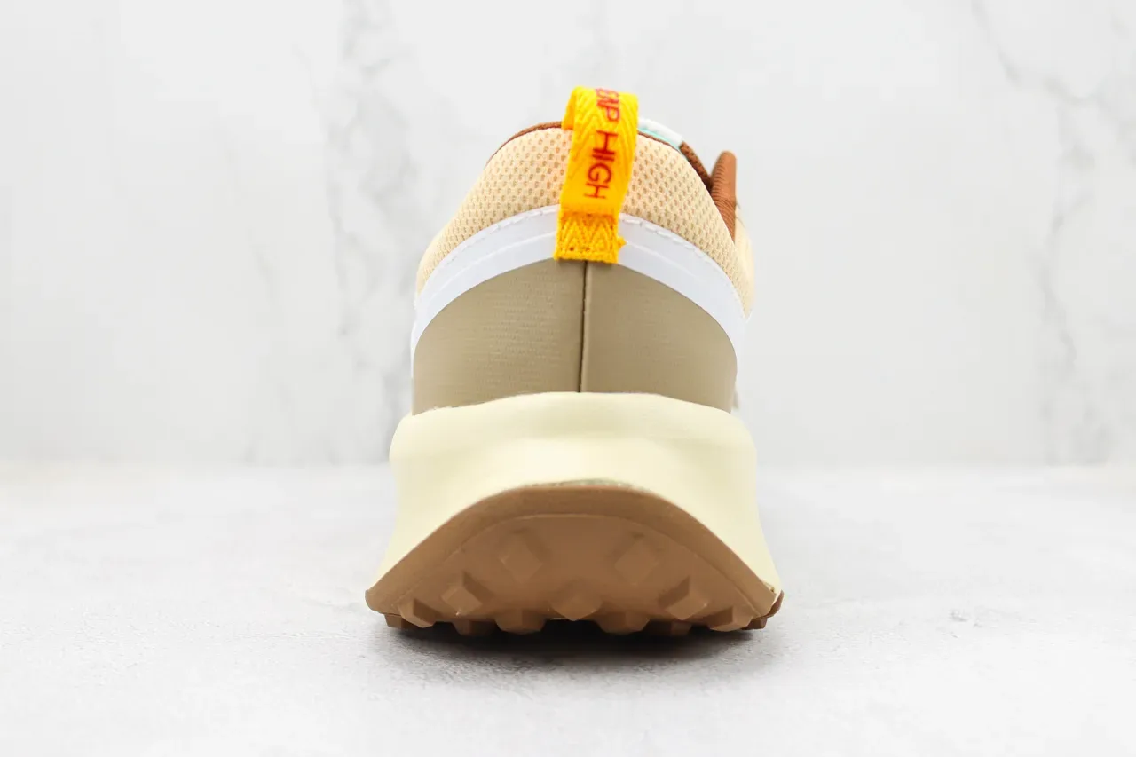Nike Blanco Beige Zapatillas Lifestyle con Suela Chunky de Malla y Superficie Sintética 9