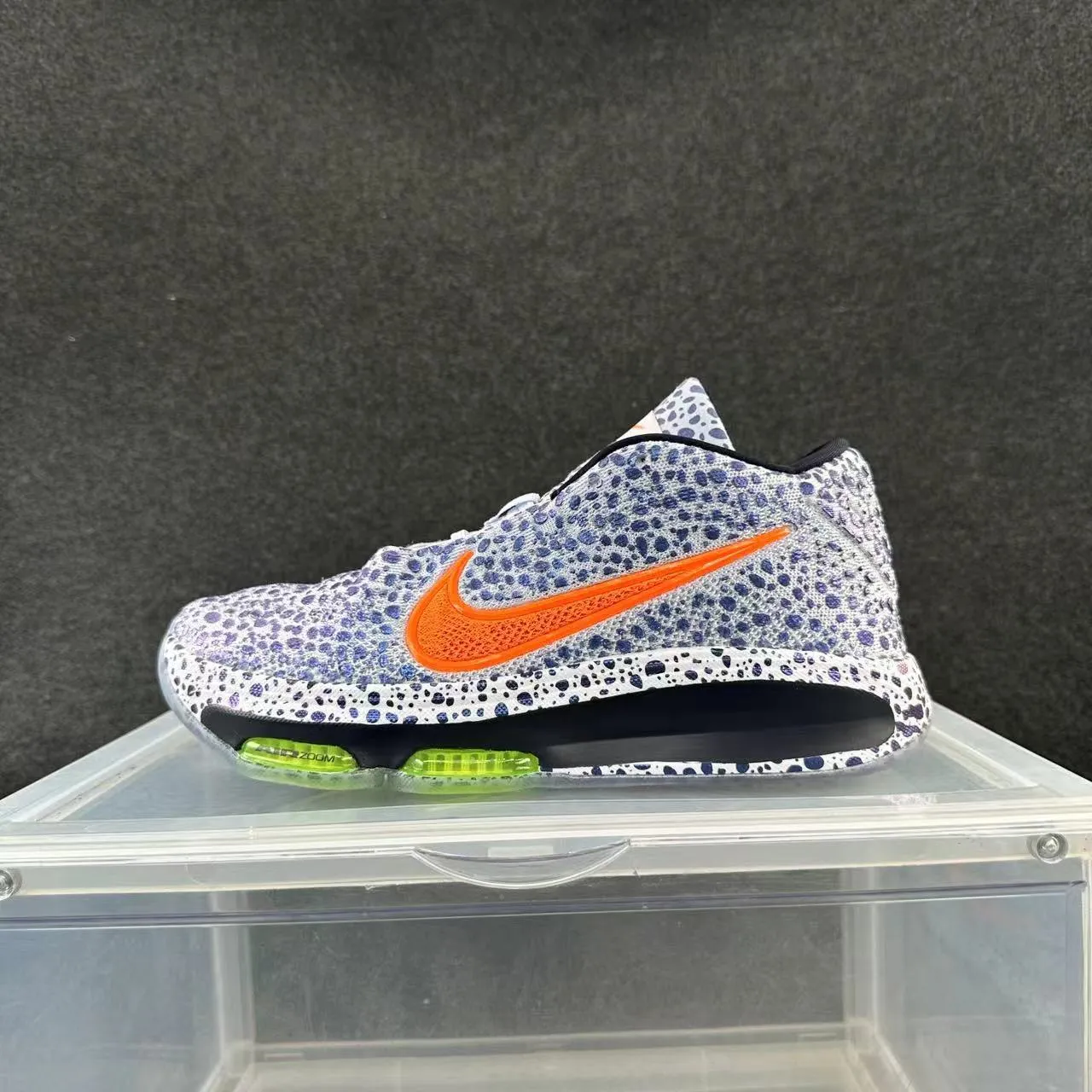 Nike White Blue Knit Speckled Upper High-Top Silhouette Basketball Shoes 2