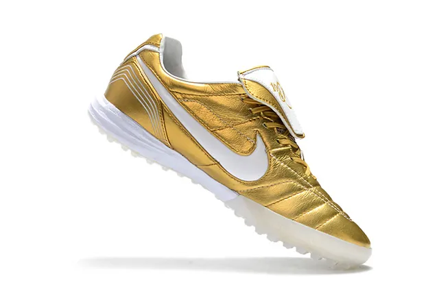 Nike White Gold Low-Cut Synthetic Upper Quilted Vamp Artificial-Grass Soccer Shoes 3