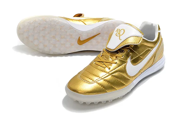 Nike White Gold Low-Cut Synthetic Upper Quilted Vamp Artificial-Grass Soccer Shoes 6