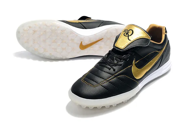 Nike White Gold Low-Cut Synthetic Upper Quilted Vamp Artificial-Grass Soccer Shoes 16