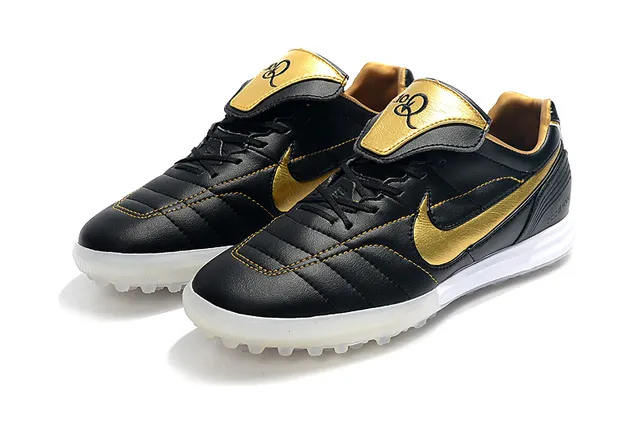 Nike White Gold Low-Cut Synthetic Upper Quilted Vamp Artificial-Grass Soccer Shoes 18