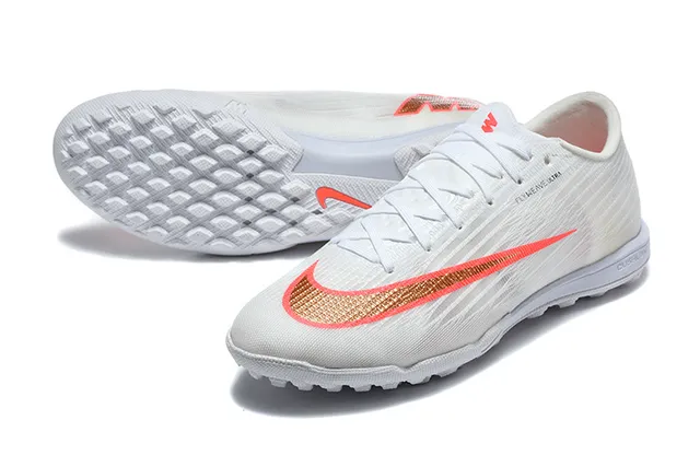 Nike White Orange Flyweave Knit Upper Low-Cut Collar Turf Soccer Shoes 6
