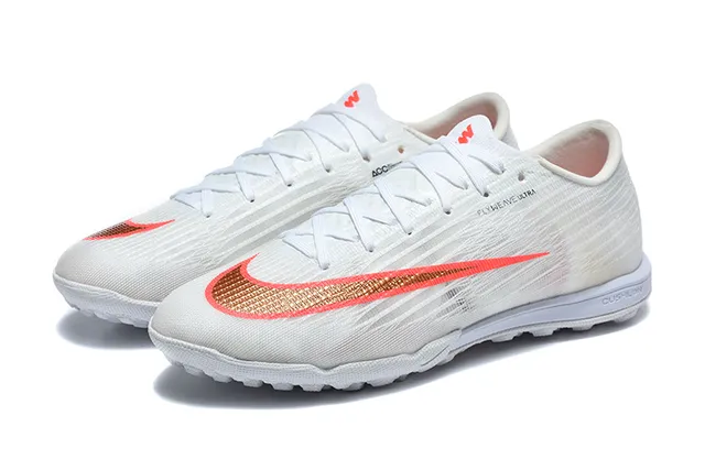 Nike White Orange Flyweave Knit Upper Low-Cut Collar Turf Soccer Shoes 8