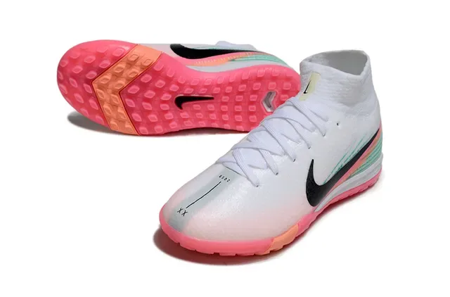 Nike Sapatos de Futebol Brancos e Rosas, Upper de Tricô, Colar de Meia, para Grama Artificial 6
