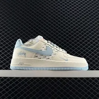 Nike x Stussy Air Force 1 Low بيج وأزرق فاتح لايف ستايل سنيكرز