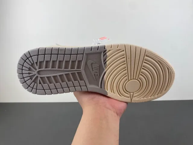 Nike x Stussy Dunk Low Off-White Gray Red Zapatillas Lifestyle 9