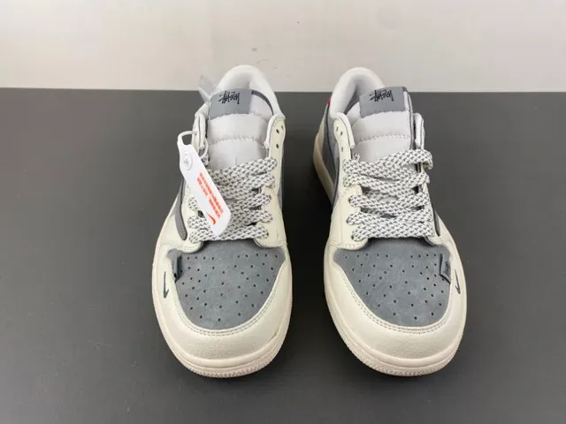 Nike x Stussy Dunk Low Off-White Gray Red Zapatillas Lifestyle 11