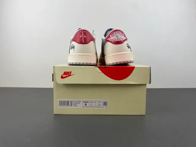 Nike x Stussy Dunk Low Off-White Gray Red Zapatillas Lifestyle 17