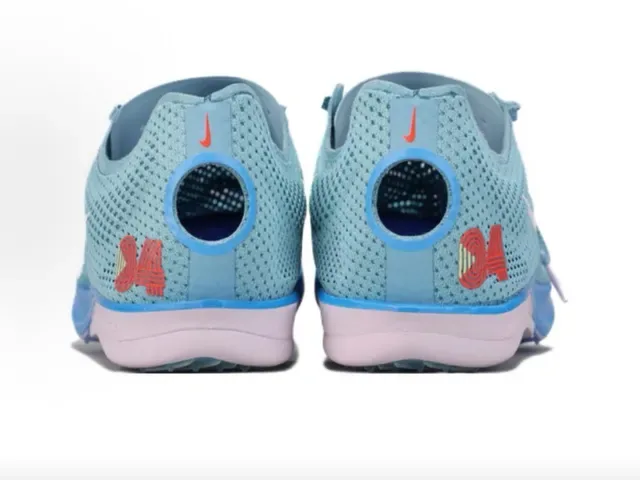 Nike Zoom Rival S 白粉 轻量针织鞋面 带钉鞋底 跑鞋 9