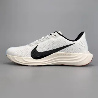Nike ZoomX Blanc Noir Haut en Tricot Engineered Swoosh Overlay Chaussures de Course
