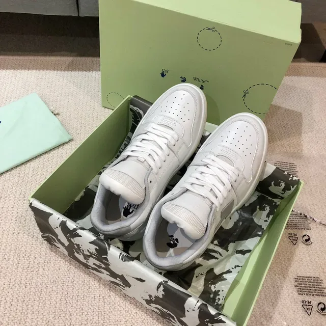 Off-White Arrow White and Gray Lifestyle Sneakers 9