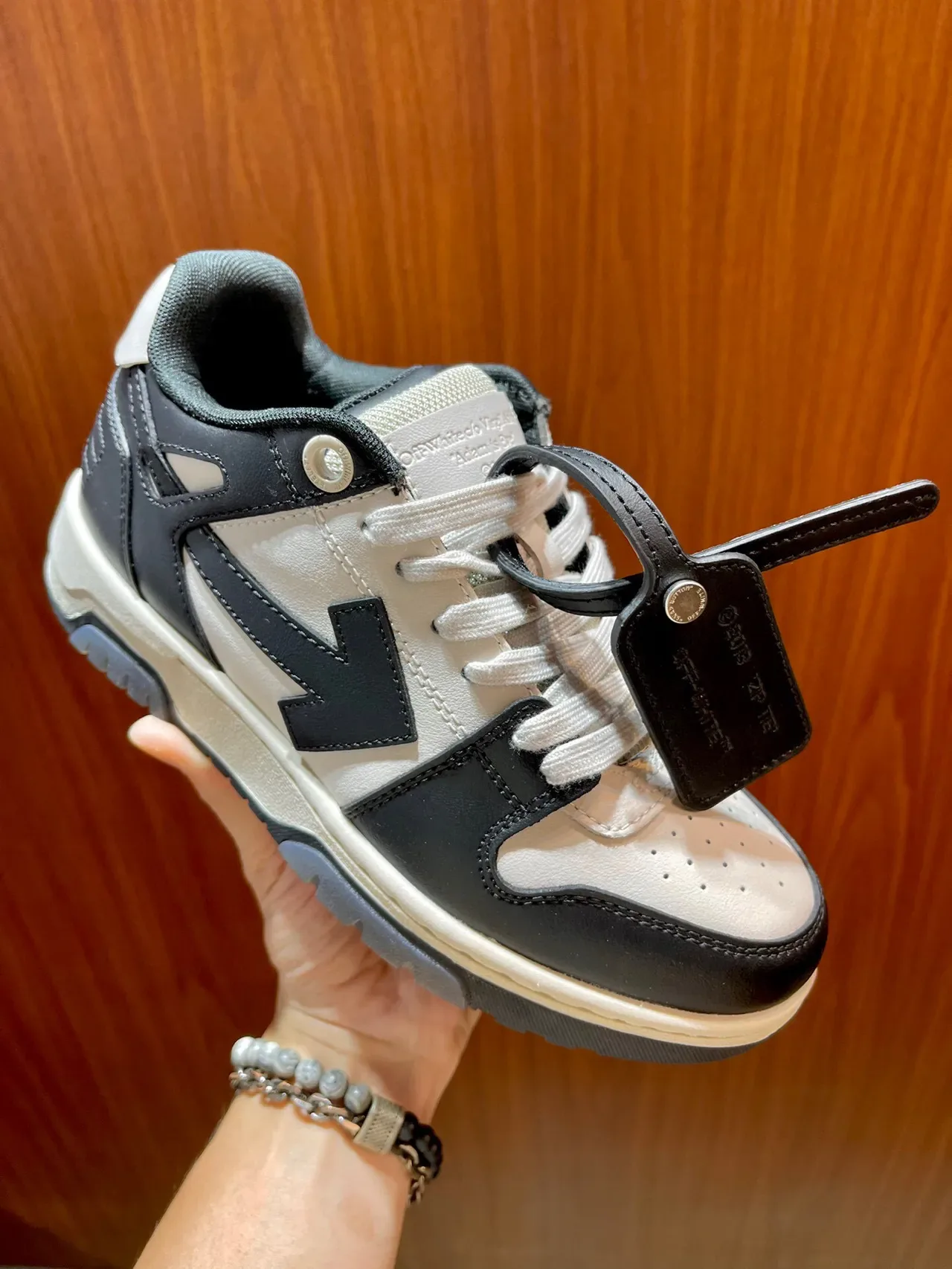 Off-White The Ten Black Industrial Design Diagonal Arrow Logo Lifestyle Sneakers 2