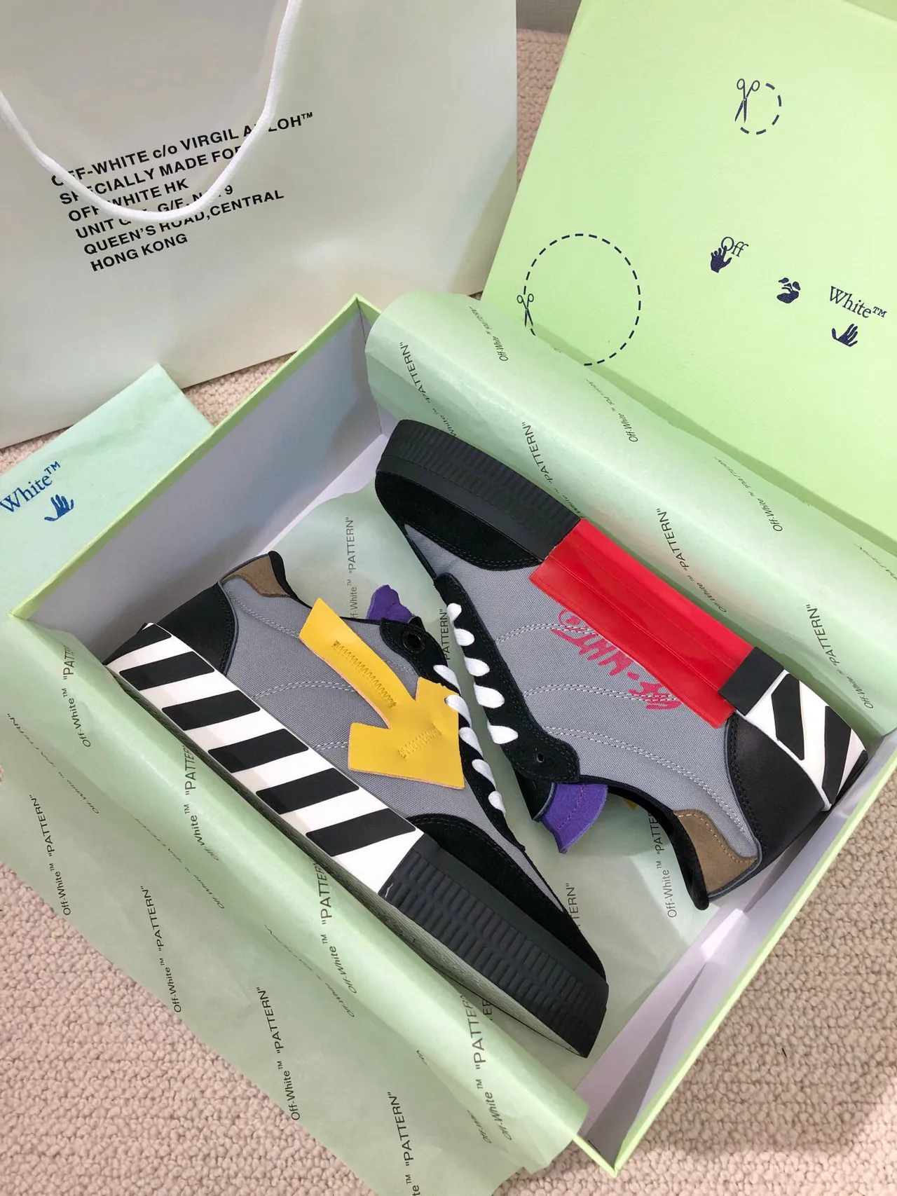 Off-White The Ten Industrial-Luxe tênis lifestyle de cano baixo 2