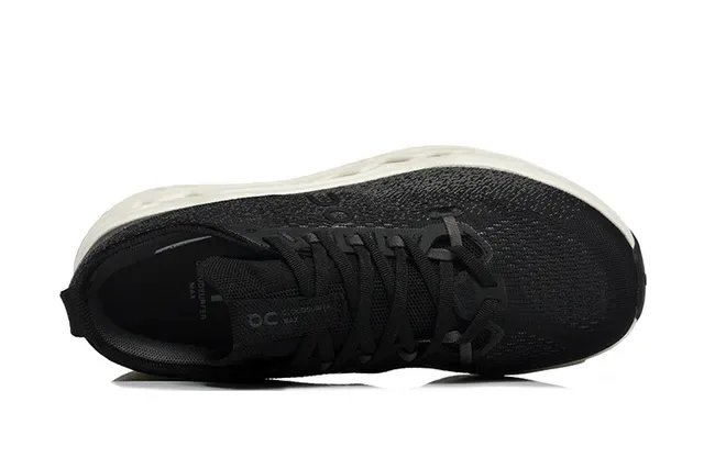 On Cloudmonster Black and Off-White chaussures running 2