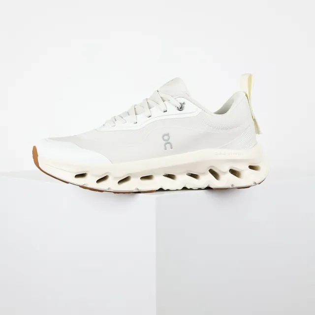 On Cloudmonster Off-White و Gum أحذية الجري 9