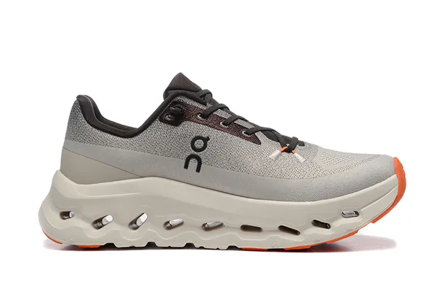 On gris naranja malla superior ingenieril hueca CloudTec Pods zapatillas de running 4