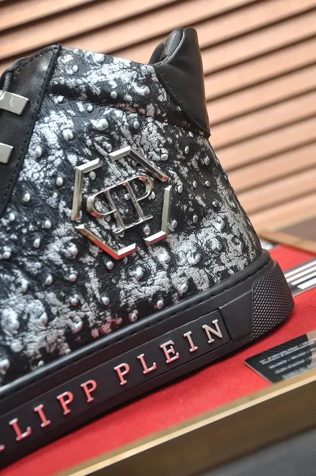 Philipp Plein काला चांदी हाई-टॉप स्टड्ड चमड़ा जीवनशैली स्नीकर 9