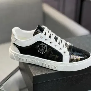 Philipp Plein काला सफेद पेटेंट ऊपरी सुनहरा तितली प्रिंट लाइफस्टाइल स्नीकर