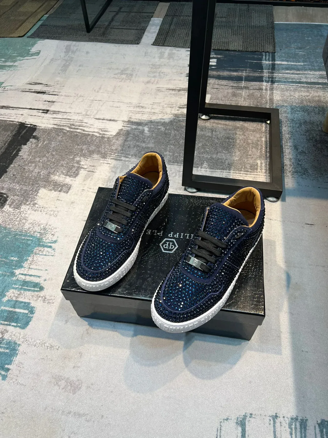 Philipp Plein क्रिस्टल इंबेलिश्ड नेवी लाइफस्टाइल स्नीकर 5