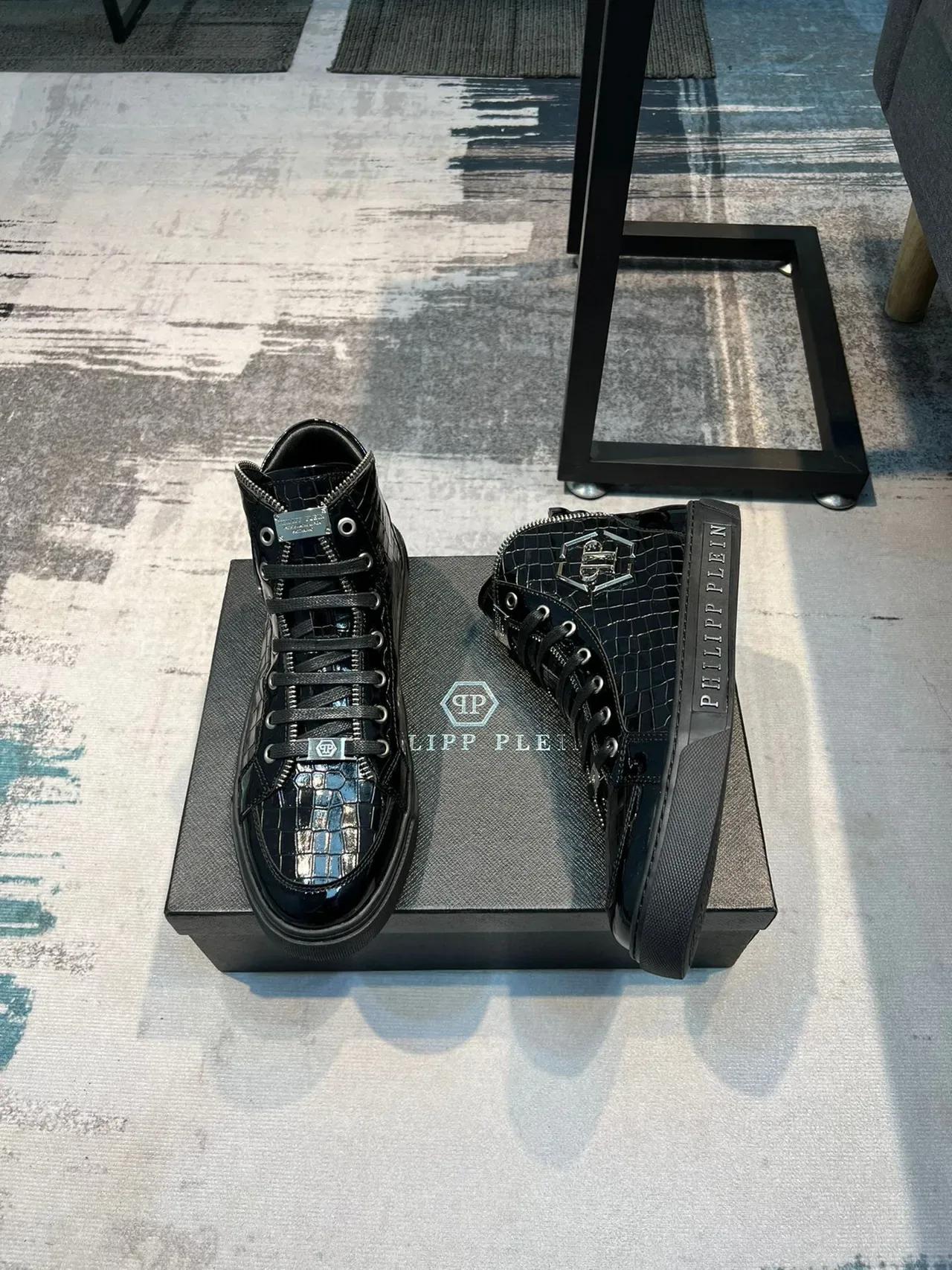 Philipp Plein Zapatillas lifestyle de alto con brillo y estampado de cocodrilo negro 4