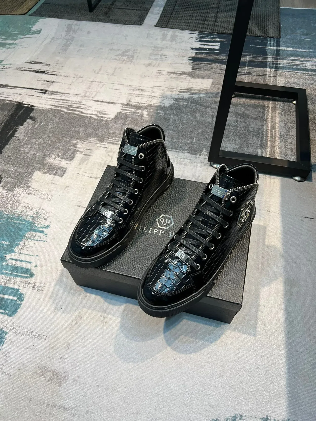 Philipp Plein Zapatillas lifestyle de alto con brillo y estampado de cocodrilo negro 5