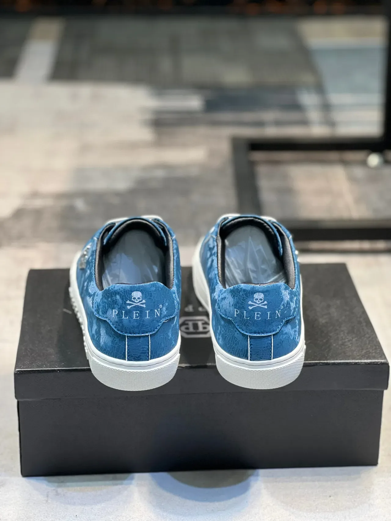 Philipp Plein Tênis Lifestyle Azul Branco Superior Texturizado Sola Meia Embossada Logo Tênis Lifestyle 2