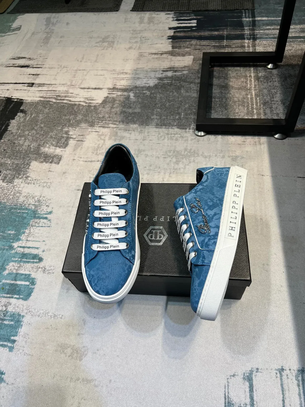 Philipp Plein Tênis Lifestyle Azul Branco Superior Texturizado Sola Meia Embossada Logo Tênis Lifestyle 4