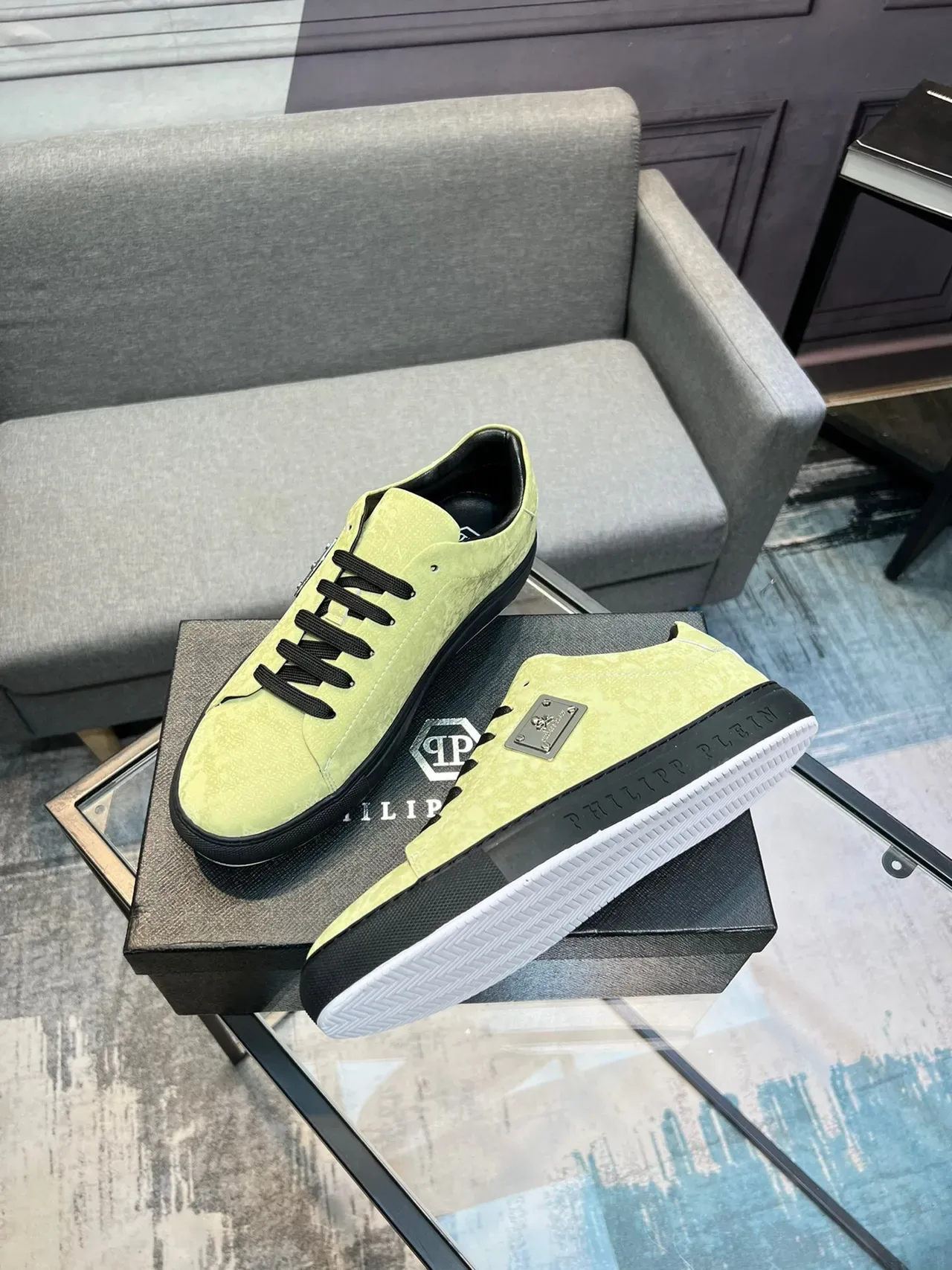 Philipp Plein Lifestyle Sneaker Yellow Black Suede Upper Metal Skull Plaque Lifestyle Sneakers 4