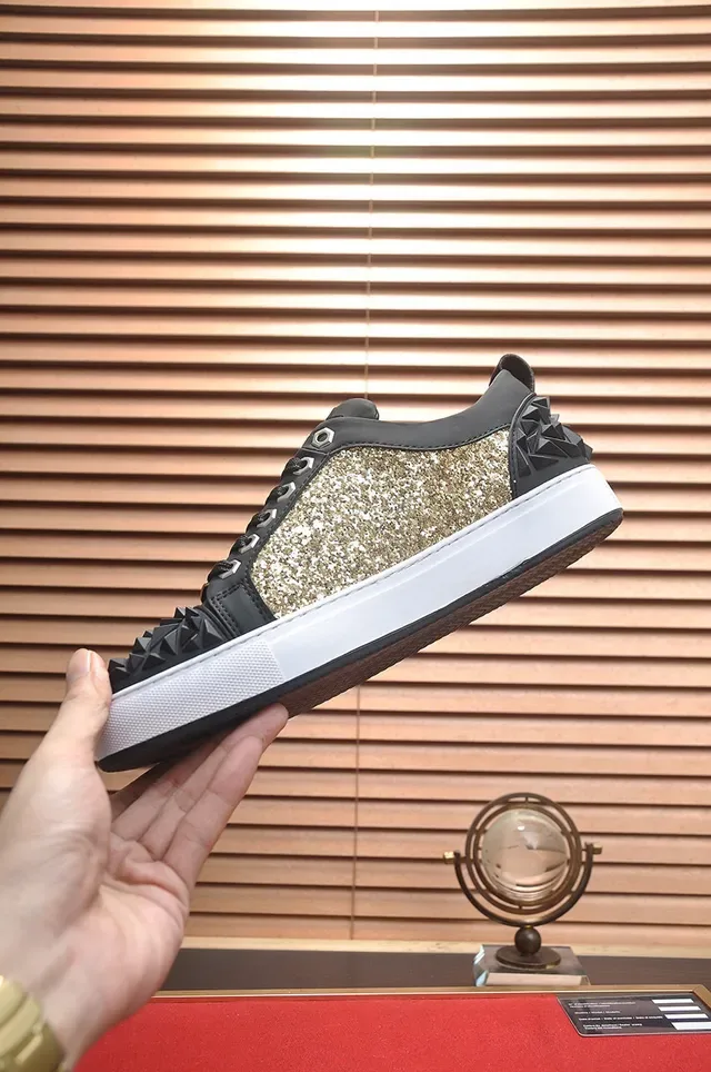 Philipp Plein Tênis Lifestyle com Painel de Lentejuelas e Spikes 5