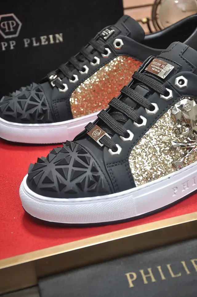 Philipp Plein Tênis Lifestyle com Painel de Lentejuelas e Spikes 8