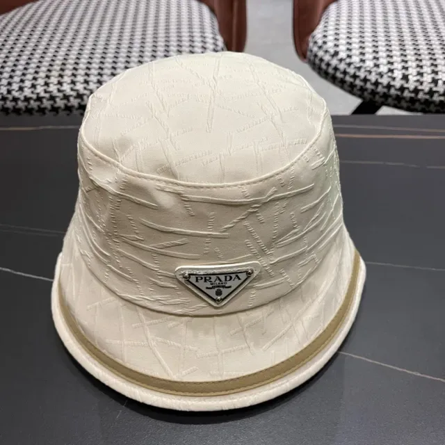 Prada বেইজ ব্রাউন স্ট্রাকচার্ড ফেব্রিক সেলাইয়ের টেক্সচার বাকেট হ্যাট 3